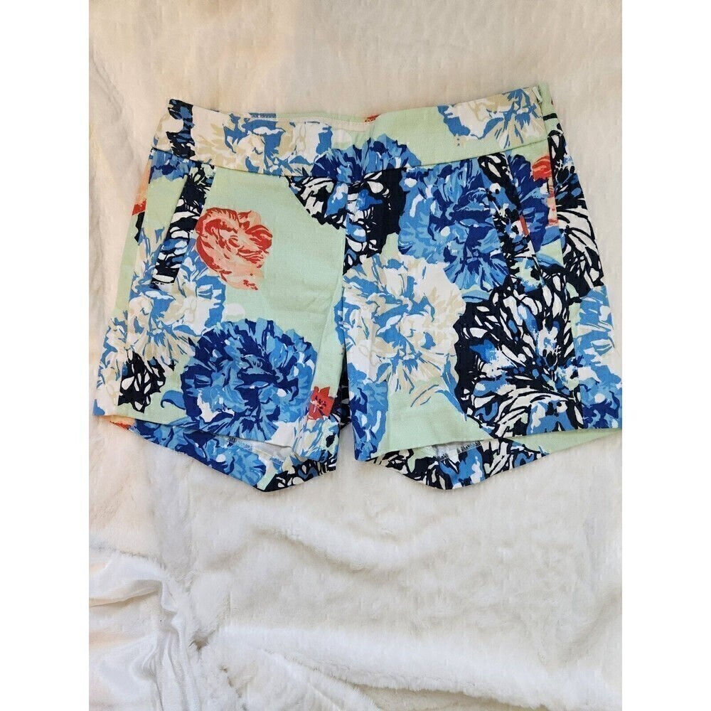 J Crew Floral Shorts stretch with side zip, *missing the eye close* see pic sz 2